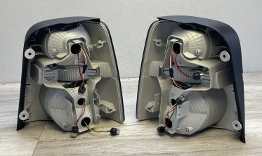Светодиодные фонари задние VW Touran тонированные фото