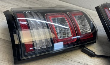 Тюнинговые задние фонари Ford F150 MK13 светодиодные фото