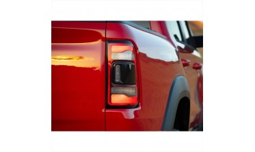 Задні ліхтарі діодні RAM 1500 2019-2023 стопи тюнінгові фото
