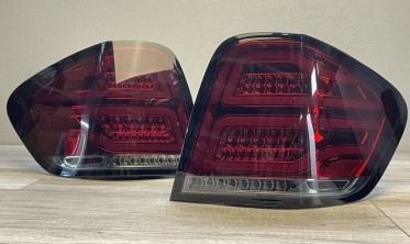Тюнінгові LED ліхтарі задні Mercedes ML W164 рестайл фото