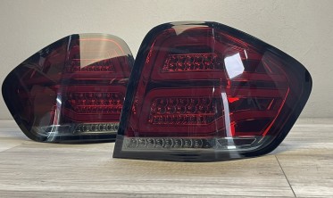 Тюнинговые LED фонари задние Mercedes ML W164 рестайл фото