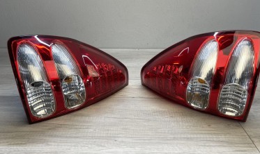 Світлодіодні ліхтарі задні Toyota Land Cruiser Prado 120 червоні фото