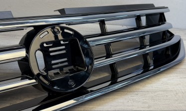 Решетка радиатора VW Tiguan MK2 2020-2024 хром R стиль фото