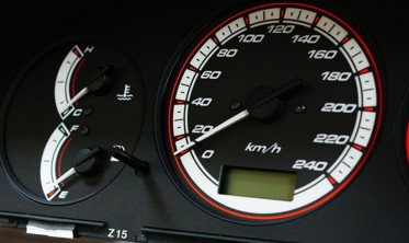 Тюнінгові накладки на шкали приладів Mazda 626 GF 1997-2001 фото