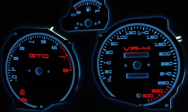 Светящиеся накладки на панель приборов Dodge Stealth фото