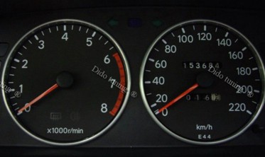 Кольца на приборы Toyota Corolla E10  фото