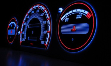 Тюнинговые вставки в щиток приборов без тахометра Opel Corsa B фото