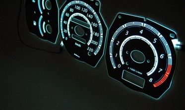 Накладки, що світяться на шкали приладів Nissan Primera P10 фото