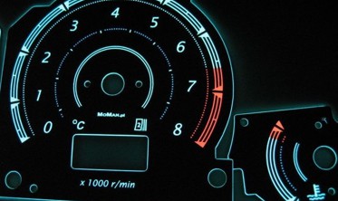Тюнинговые накладки в щиток приборов Nissan Primera P11 дорестайл фото