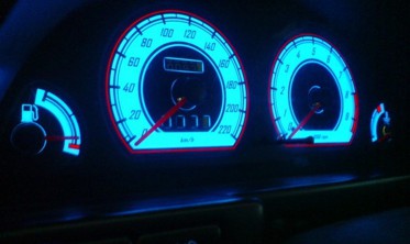 Накладки тюнінгові на панель приладів Suzuki Swift фото