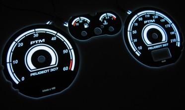Тюнінгові накладки в приладку Peugeot 307 вер. 3 фото
