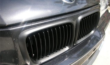 Решітка радіатора (ніздрі) BMW E36 дорестайл, чорна фото