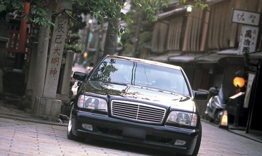 Решетка радиатора Mercedes W140 в стиле V12 фото