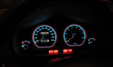 Накладки, що світяться, в щиток приладів Mitsubishi Space Star вер. 2 фото
