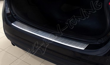 Накладка на бампер с загибом и ребрами Volvo V60 / V60 Cross Country фото