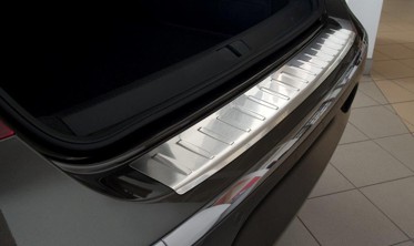 Накладка на бампер с загибом Volkswagen CC  фото