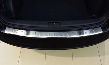 Накладка на бампер с загибом Volkswagen Golf V Plus  фото
