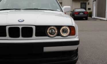 Фары передние тюнинговые BMW E32, E34 с ангельскими глазками фото