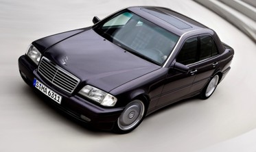 Решетка радиатора Mercedes W202 стиль AVANTGARDE фото