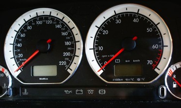 Тюнінгові накладки на шкали приладів Volkswagen Golf 3, Vento, Jetta 3, Polo 6N вар. 1 фото