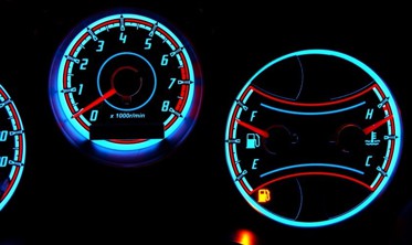 Плазменные накладки на шкалы приборов Toyota RAV4 фото