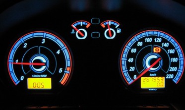 Светящиеся тюнинг накладки на шкалы приборов Skoda Fabia 1 фото