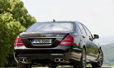 Насадки Mercedes W221 у стилі AMG S63 фото
