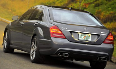 Насадки Mercedes W221 у стилі AMG S63 фото