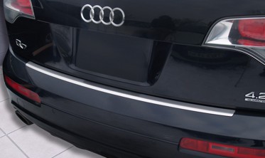 Накладка на бампер с загибом AUDI Q7 (2006-2009) фото