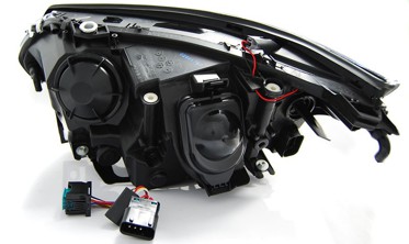 Чорні фари Depo передні BMW E60, E61 2003-2007 з діодними кільцями фото