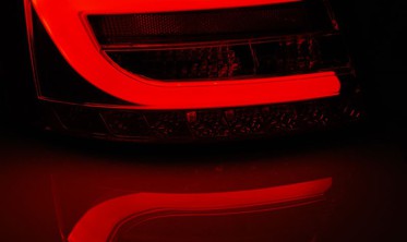Задні ліхтарі тюнінгові з фішкою на 6 PIN AUDI A6 C6 дорестайл седан фото