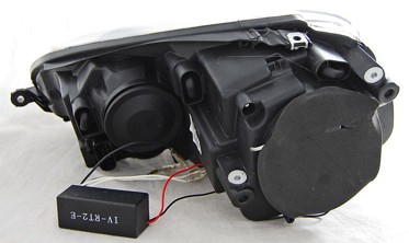 Тюнінгові фари передні VOLKSWAGEN GOLF 5 / Jetta angel eyes CCFL фото
