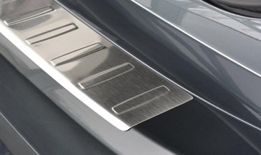 Накладка на бампер з ребрами та загином Citroen C4 Picasso 2 фото