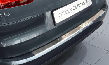 Накладка на бампер з ребрами та загином Citroen C4 Picasso 2 фото