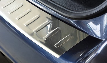 Захисна накладка на задній бампер Subaru XV фото