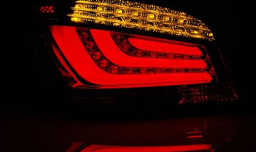Задні ліхтарі LED BAR BMW 5 седан E60 післярестайл фото