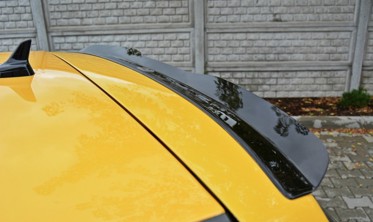 Спойлер крышки багажника Volkswagen Golf IV  фото