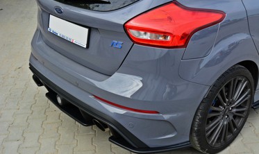 Центральная накладка на задний бампер Ford Focus 3 RS фото