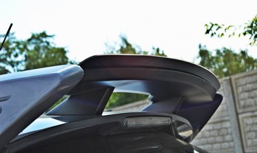 Накладка на спойлер Ford Focus МК3 версія RS фото
