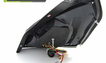 Диодные тюнинг фонари (стопы) FORD FIESTA MK7 2012-2015 красно-белые фото