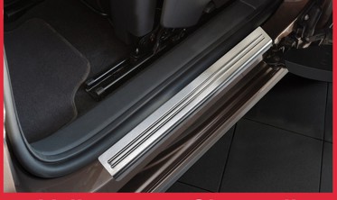 Накладки на пороги Volkswagen Sharan / Seat Alhambra фото