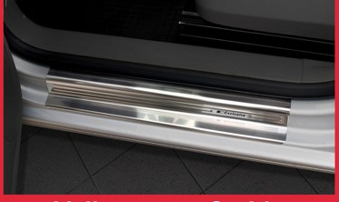 Накладки на пороги Volkswagen Caddy матовые фото