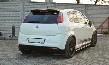 Бічні накладки на задній бампер Fiat Grande Punto Abarth фото