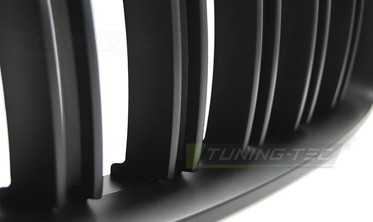 Решетка (ноздри) радиатора BMW F32 / F33 / F36 стиль М4 черная матовая фото