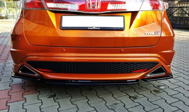 Центральный диффузор заднего бампера Honda Civic VIII type S/R фото