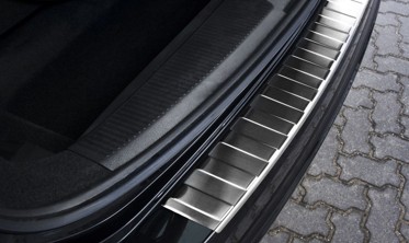 Накладка на бампер із загином та ребрами Volkswagen Sharan II/Seat Alhambra II фото