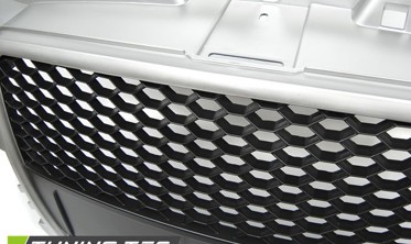Решетка радиатора AUDI A3 (8P) в стиле RS серебряная фото