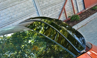 Накладка на спойлер багажника Hyundai Veloster фото
