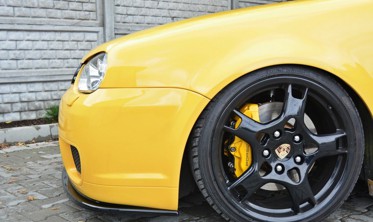 Тюнінг дифузор переднього бампера Volkswagen Golf IV R32 фото