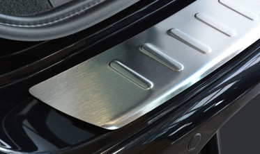Накладка на бампер с загибом и ребрами Seat Altea XL  фото